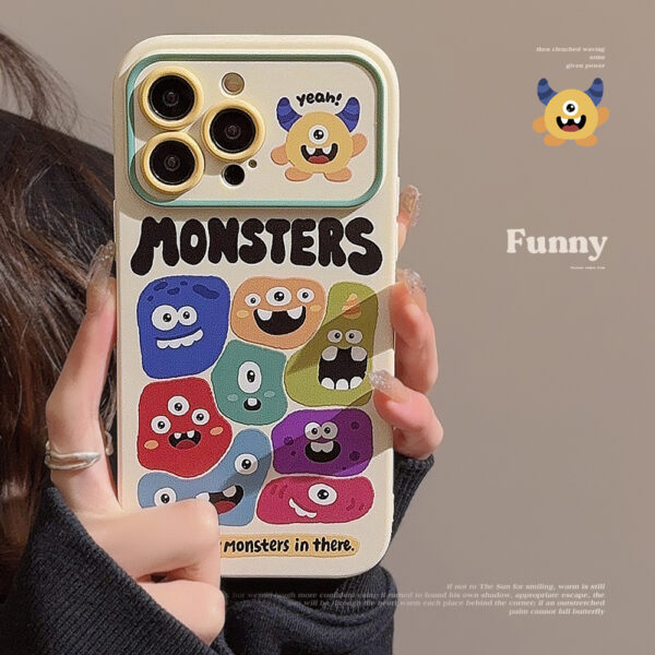 Чехол на iPhone 15 Pro Max Monsters — изображение 3