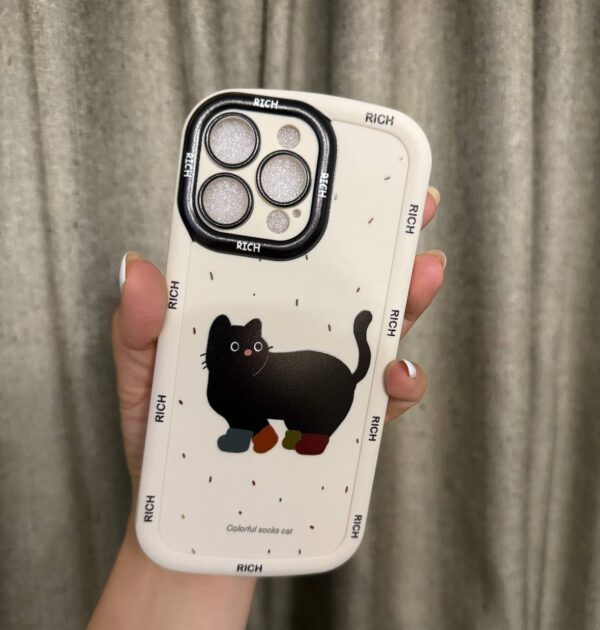 Чехол для iPhone 15 Pro Max RICH Котик (белый цвет)